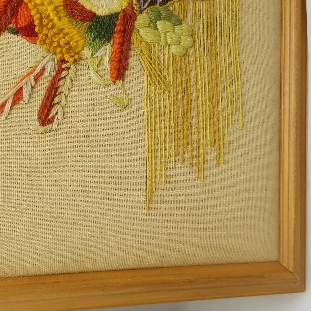 Large Vintage Crewel Embroidered Fruit Vegetable Basket Wall Hanging Pic… - Picture 7 of 17